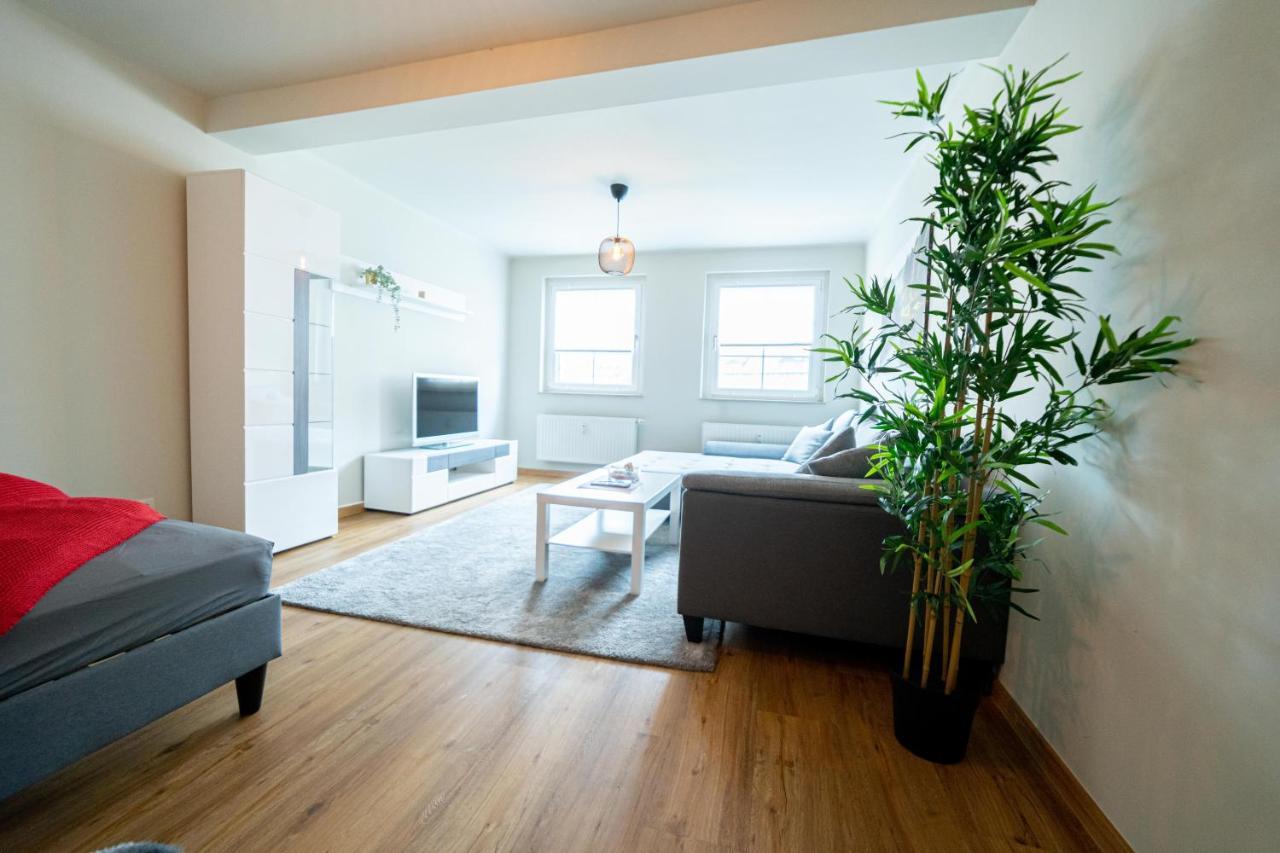 Fullhouse - - L8 - Balcony - Smarttv - Nespresso Zwickau